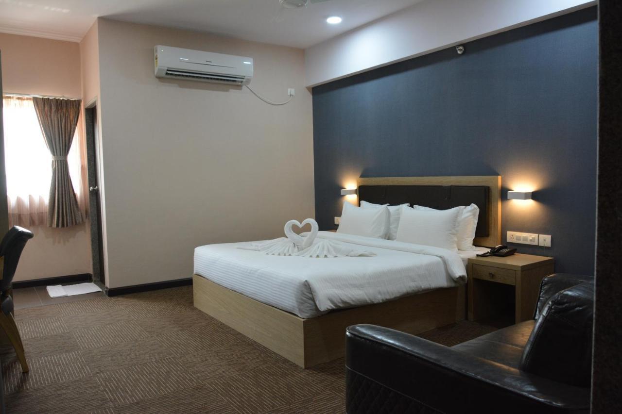 Hotel Treehouse Morina Vithalpur Exterior foto