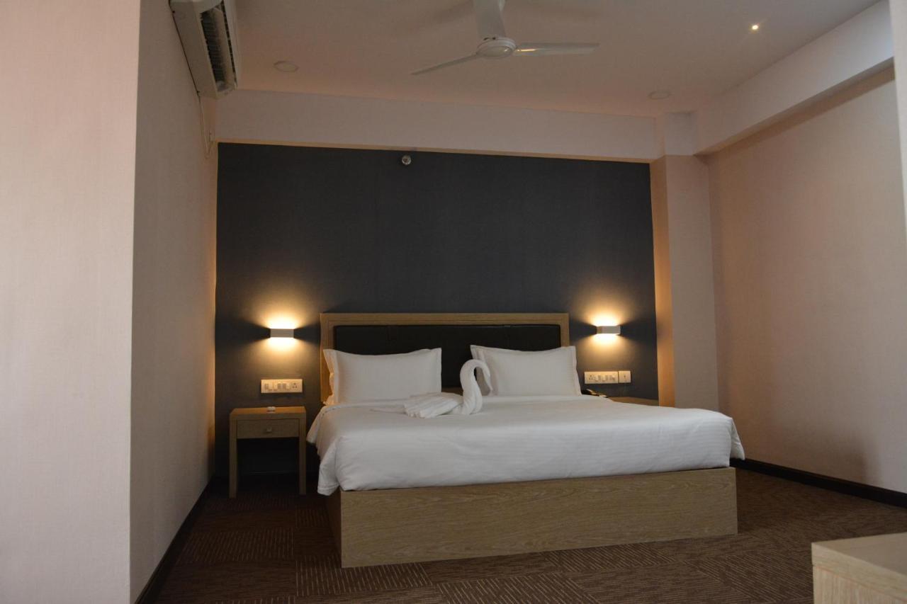 Hotel Treehouse Morina Vithalpur Exterior foto